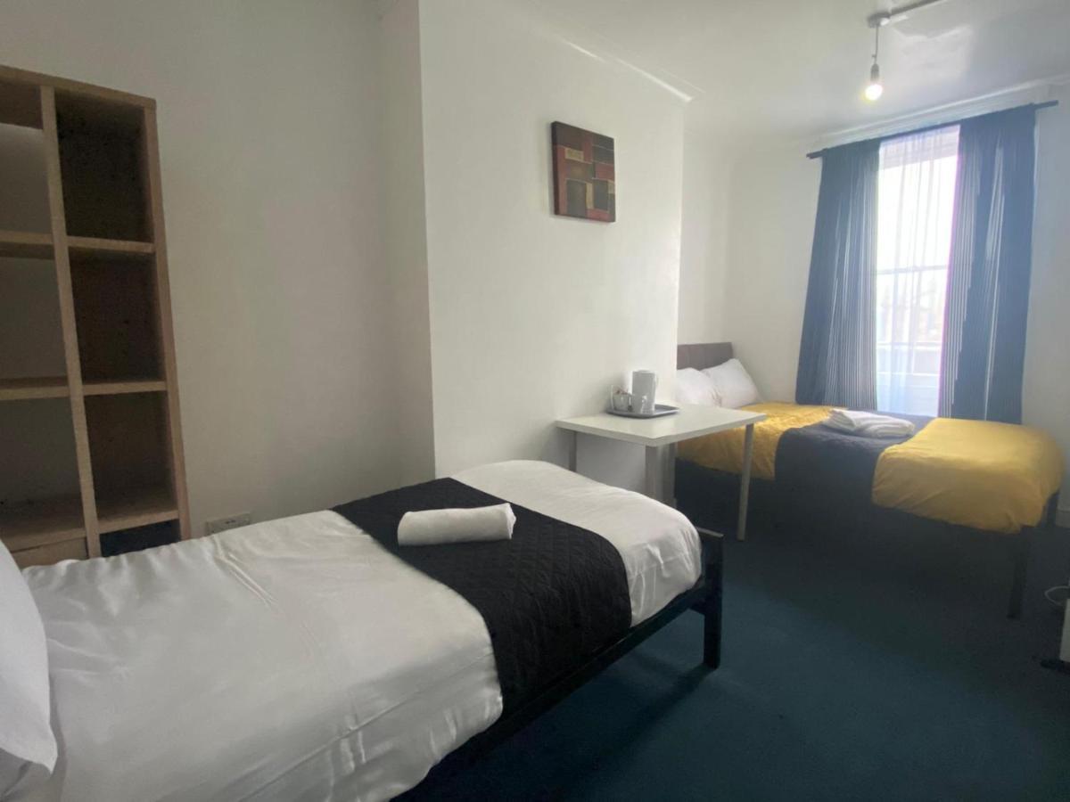 Kings Hotel Blackburn Блекбърн Екстериор снимка